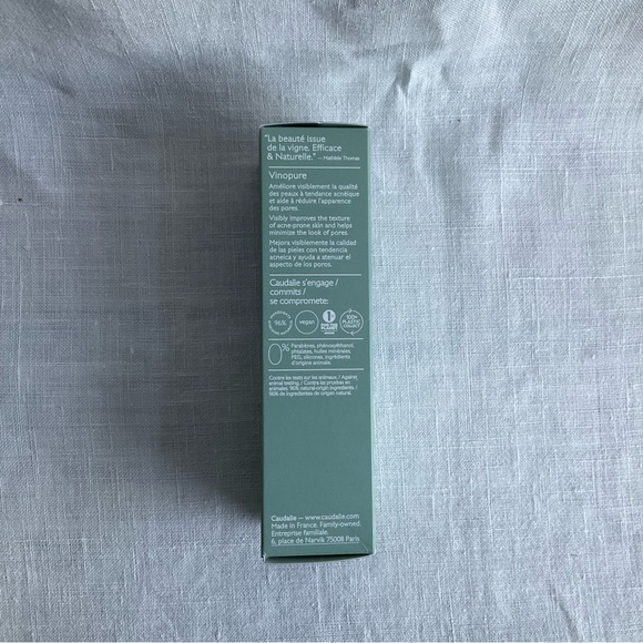 Caudalie Vinopure Moisturizing Mattifying Fluid - Picture 3 of 5